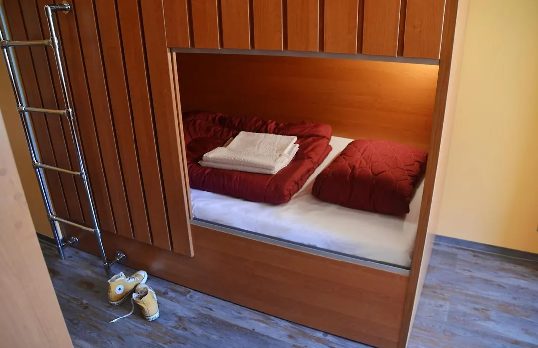Do Step Inn Central - Self-Service-Hostel-1
